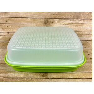 Tupperware Season-Serve Large  Marinating Container  Lime Green 1294-8 10" X 12"